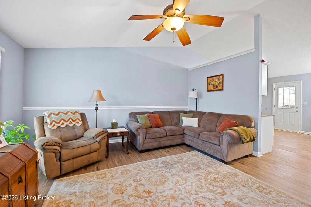 Photo of 5613 Braulio Ct, Louisville, KY 40291 (MLS # 1710967)