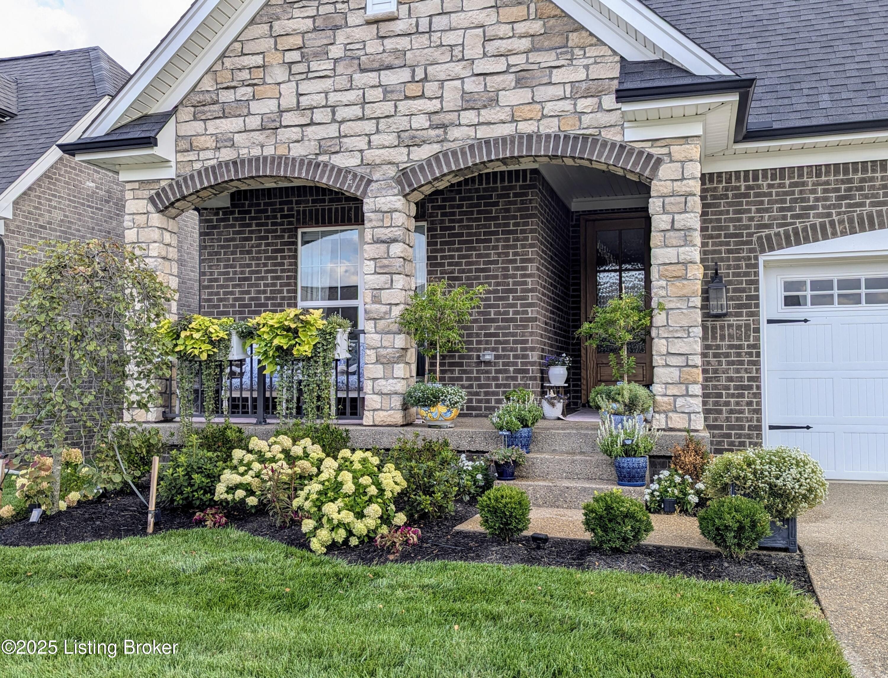 5709 Ruby Falls Dr, Prospect, Kentucky image 2