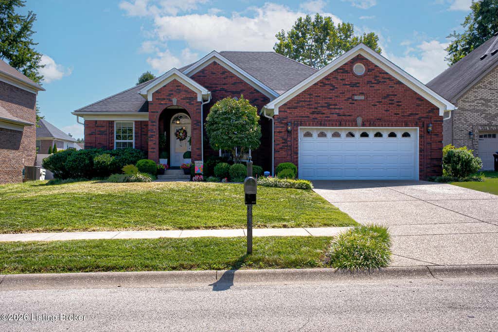 Photo of 7611 Pavilion Park Rd, Louisville, KY 40214 (MLS # 1726730)
