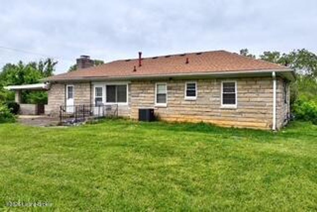 Photo of 307 Gilliland Rd, Louisville, KY 40245 (MLS # 1715916)