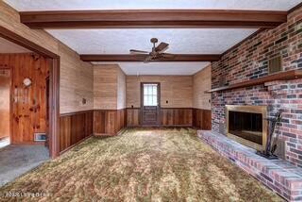 Photo of 307 Gilliland Rd, Louisville, KY 40245 (MLS # 1715916)