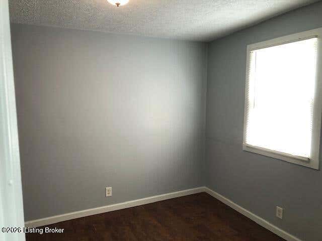 Photo of 947 S Brook St, Louisville, KY 40203 (MLS # 1724672)