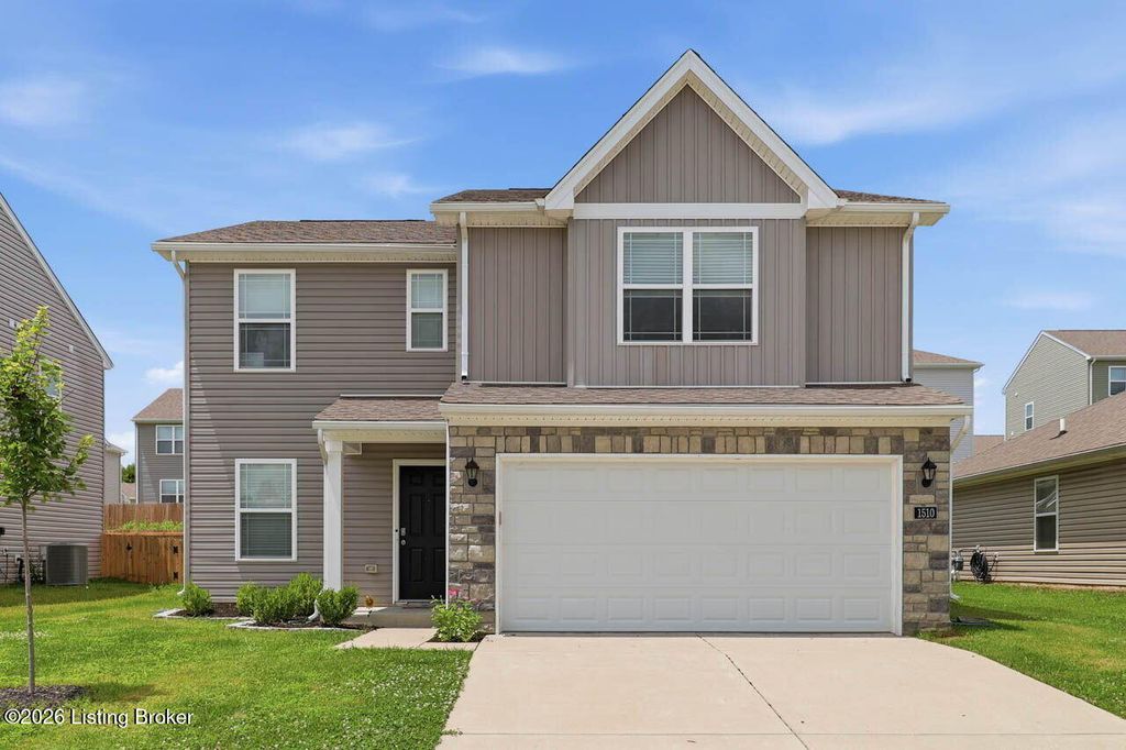 Photo of 1510 Robin Rd, Shelbyville, KY 40065 (MLS # 1723107)