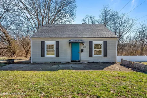 319 N 1st St, Bardstown, KY 40004 - #: 1709656