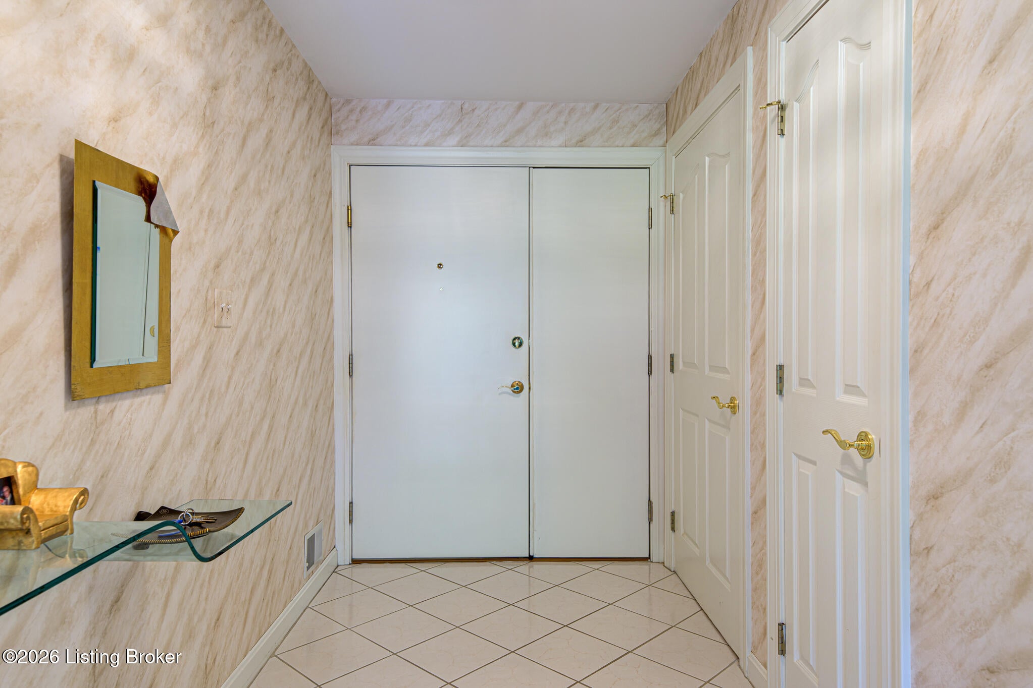 5601 Coach Gate Wynde APT 4