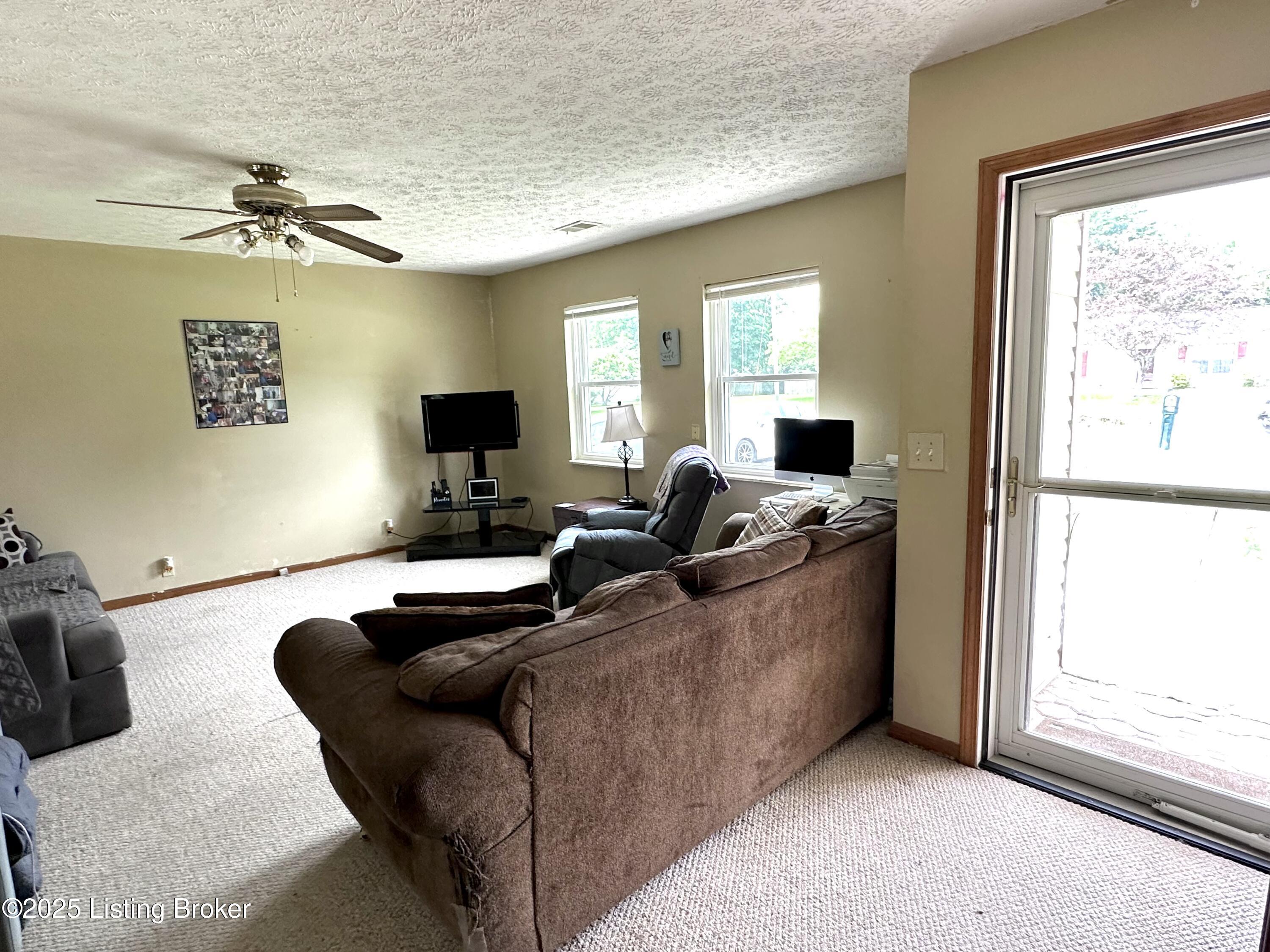 186 Lillian Ave, Elizabethtown, Pennsylvania image 5