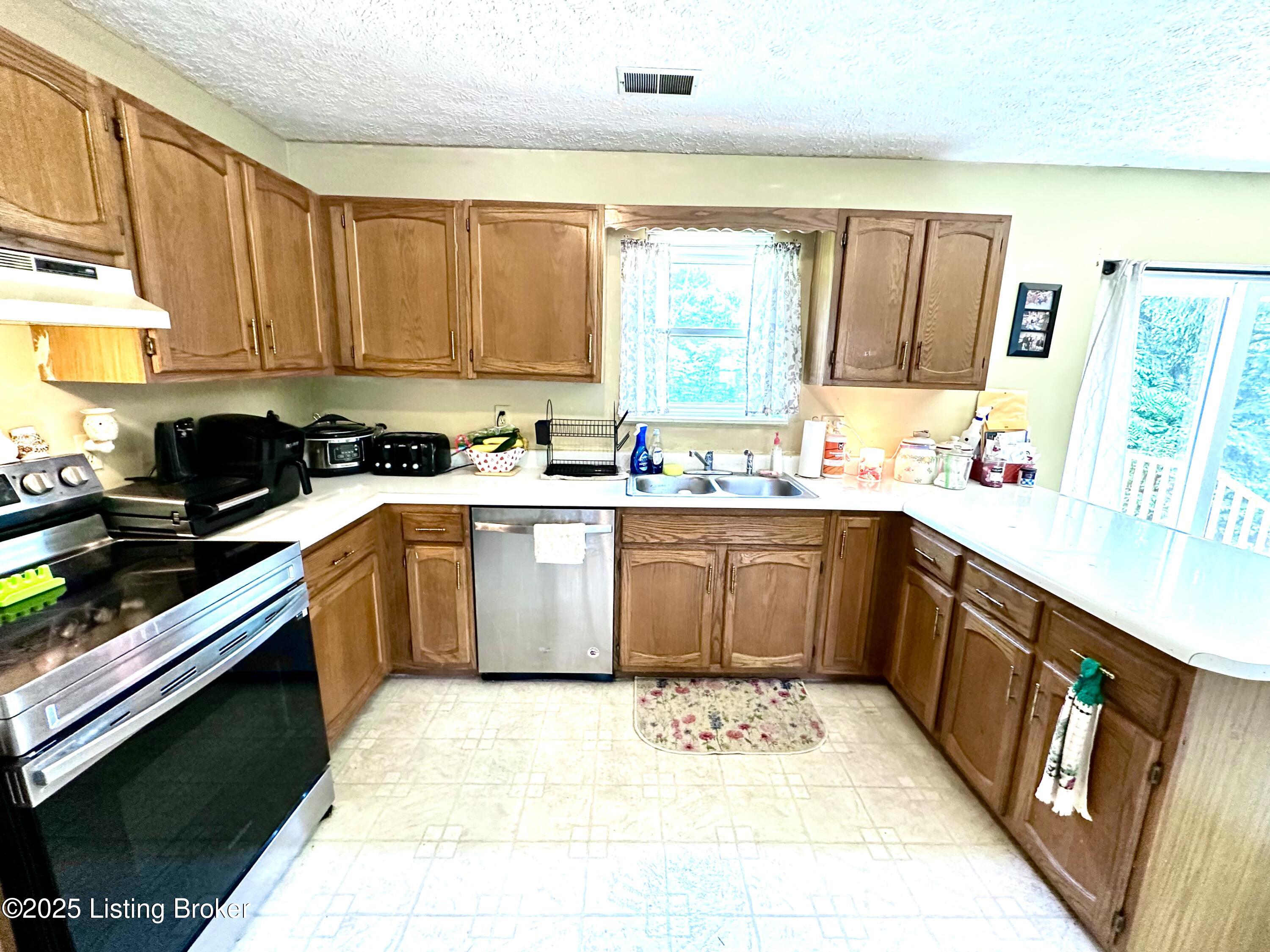 186 Lillian Ave, Elizabethtown, Pennsylvania image 12