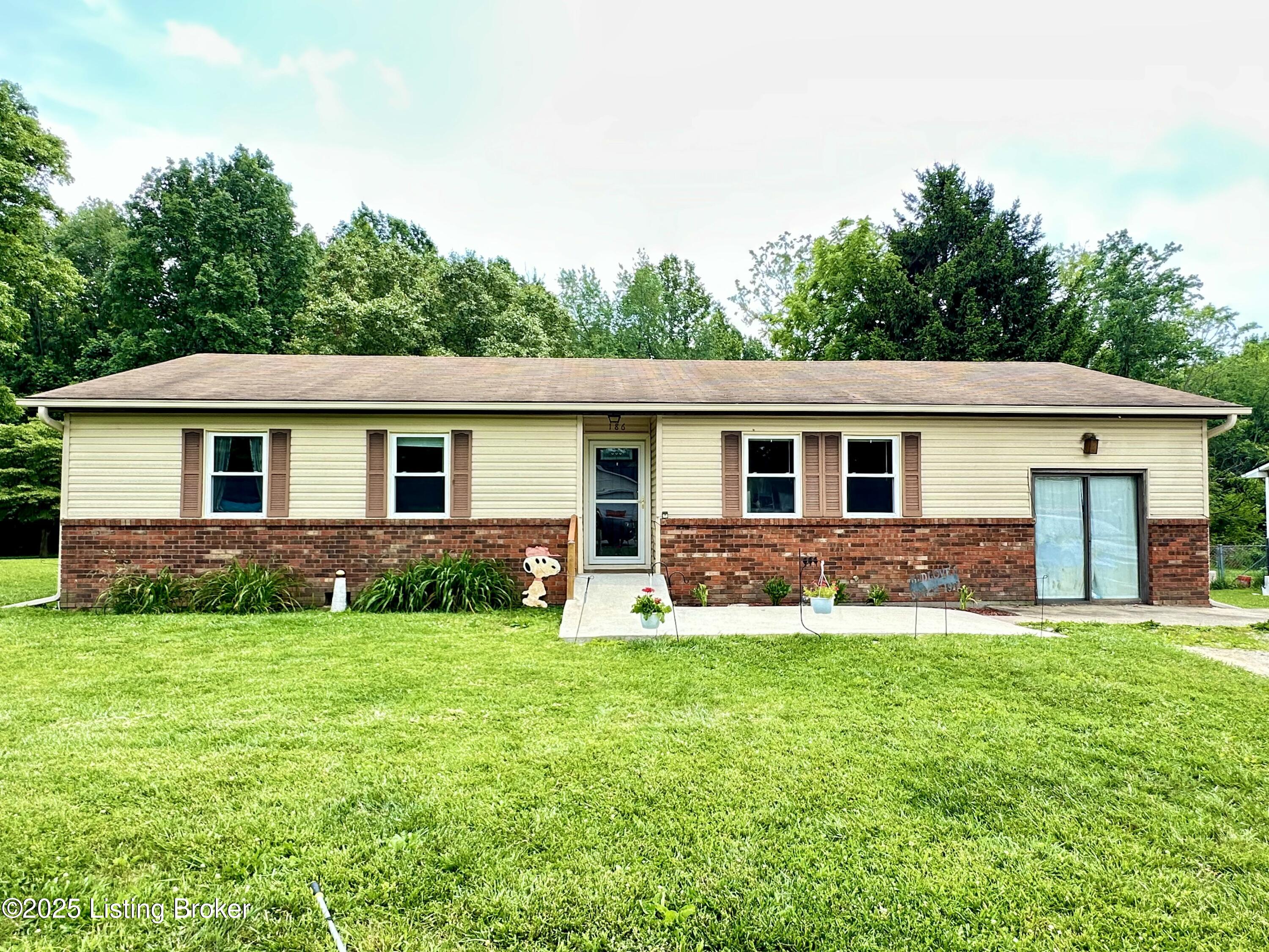 186 Lillian Ave, Elizabethtown, Pennsylvania image 2