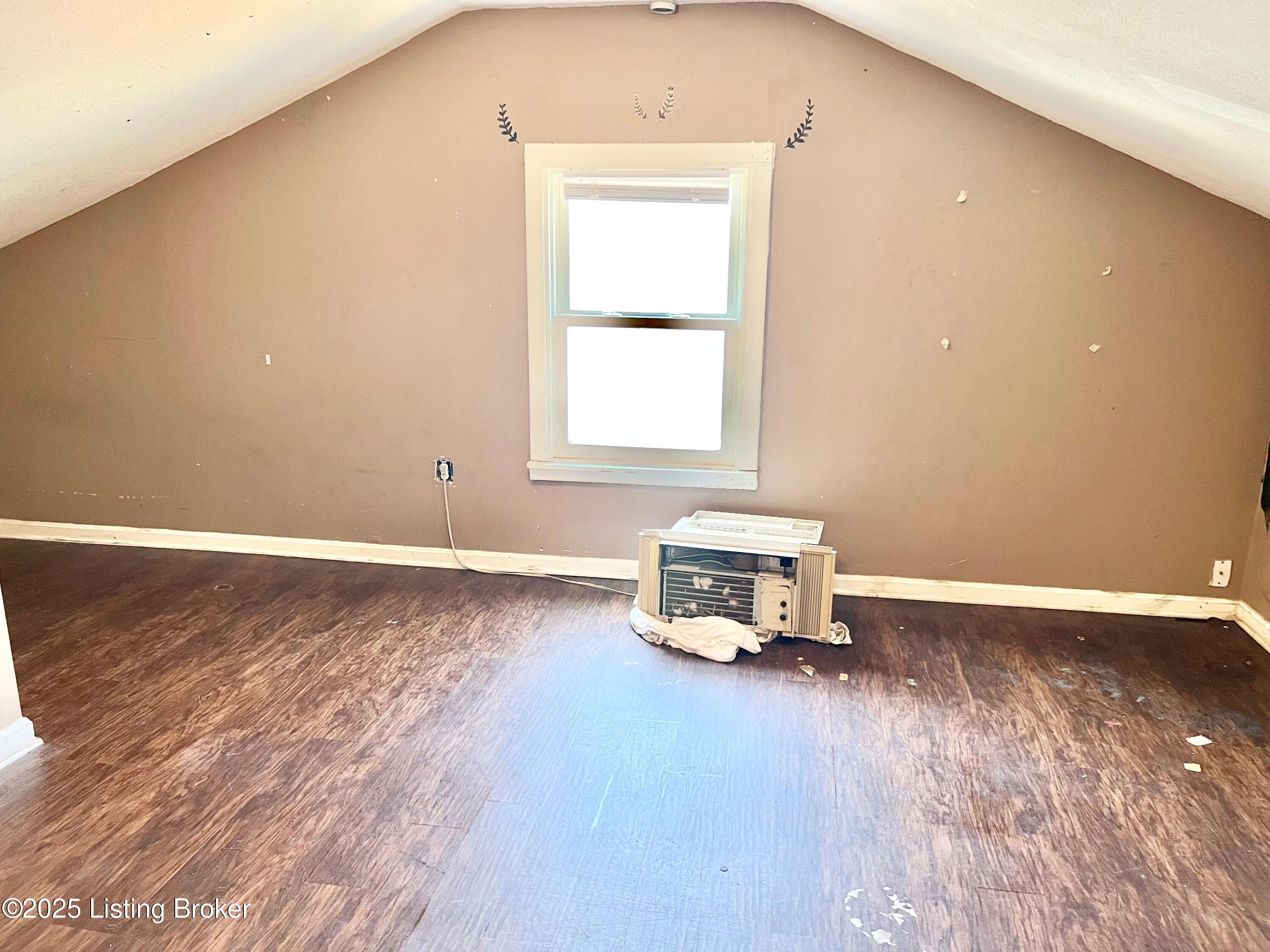 3519 River Park Dr, Louisville, Kentucky image 11