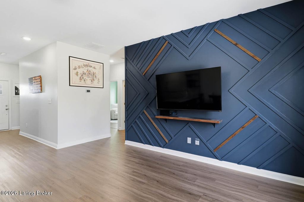 Photo of 322 Jackson Way, Charlestown, IN 47111 (MLS # 1708806)