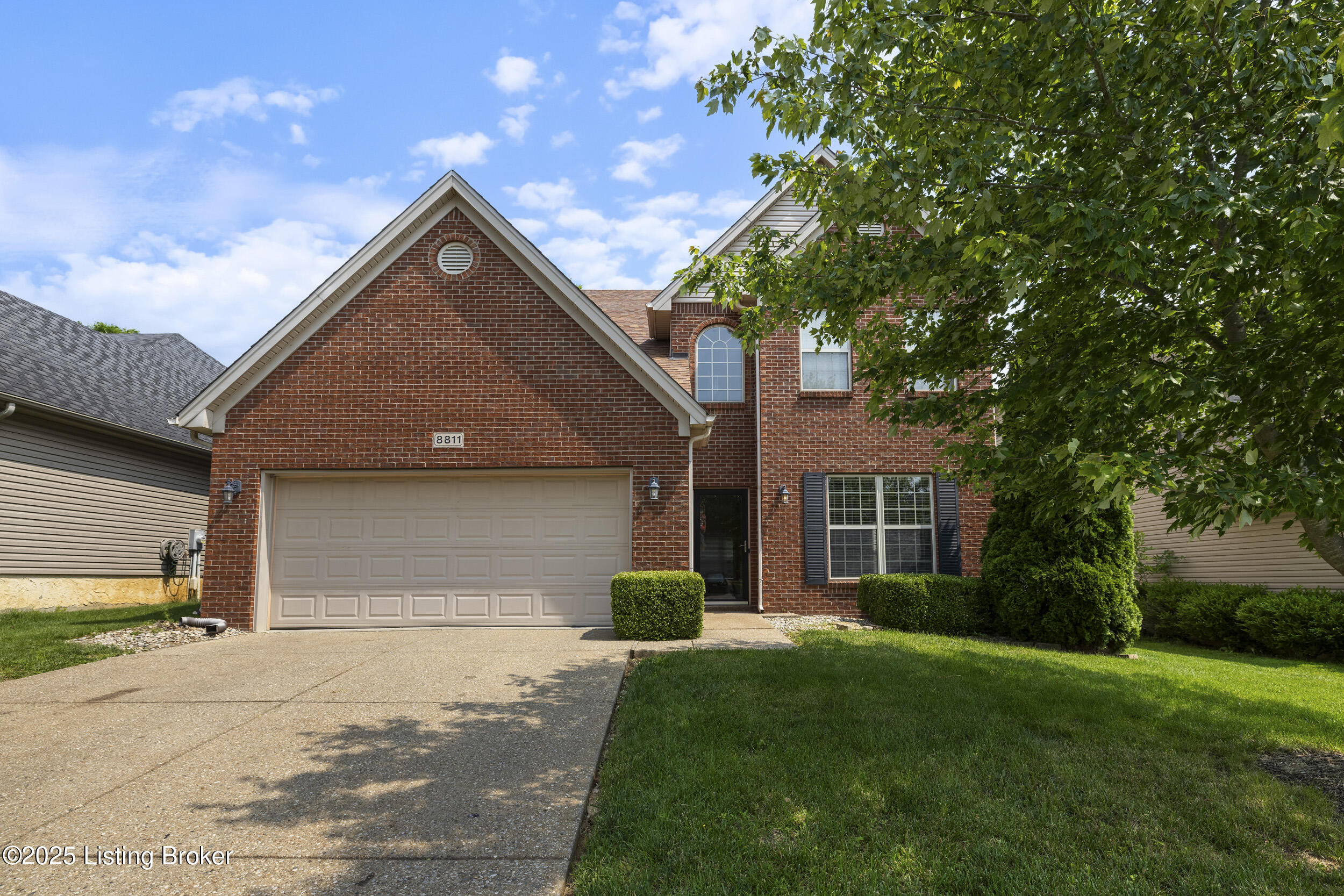8811 Eli Dr, Louisville, Pennsylvania image 2