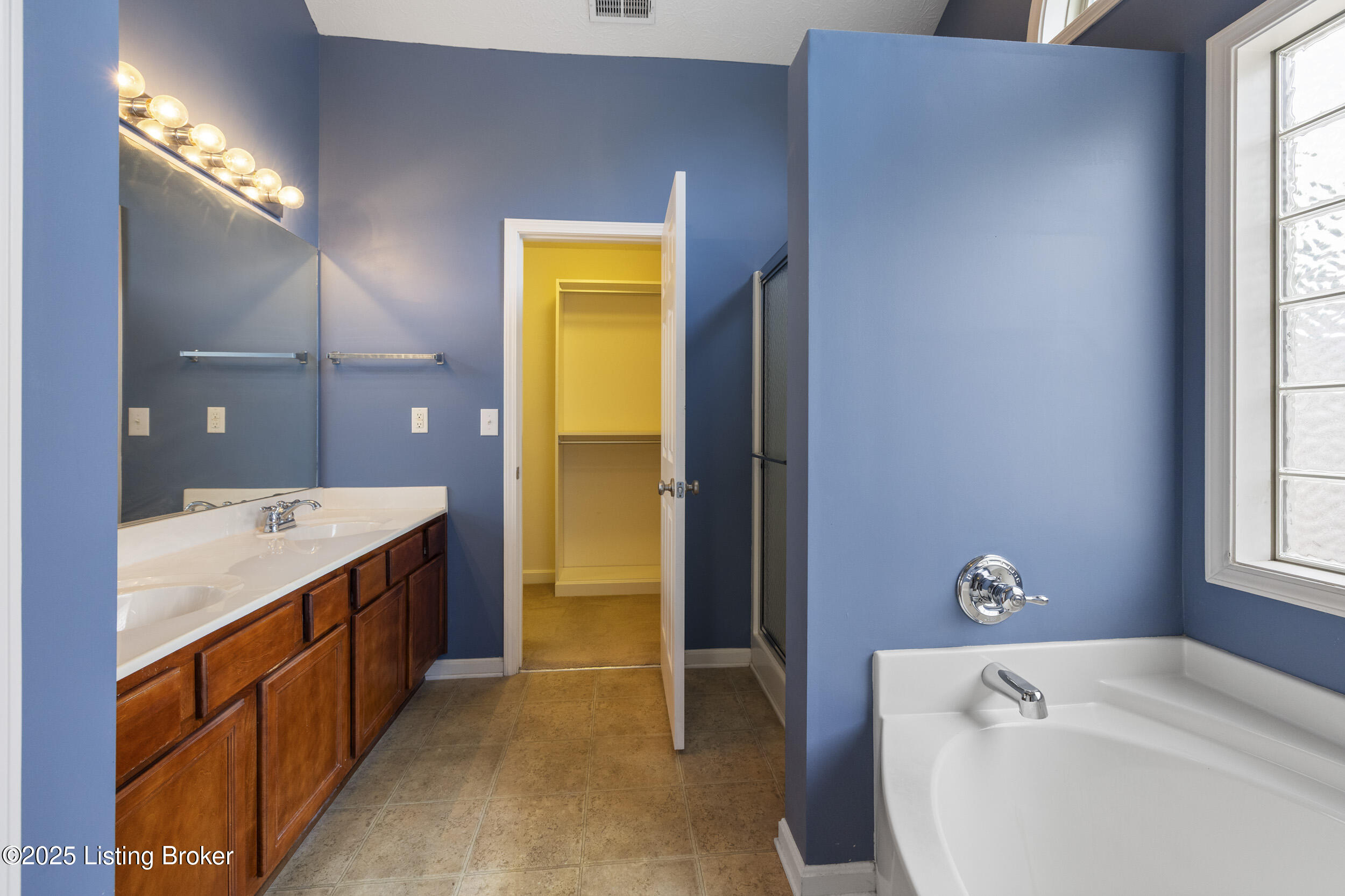 8811 Eli Dr, Louisville, Pennsylvania image 29