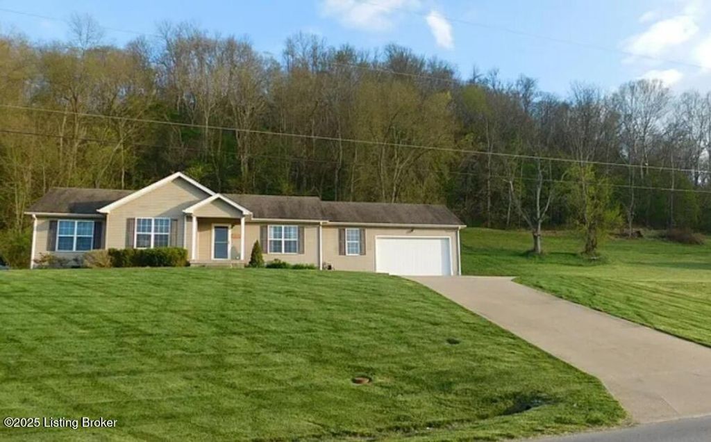 Photo of 1190 Gillock Avenue, Carrollton, KY 41008 (MLS # 1700051)