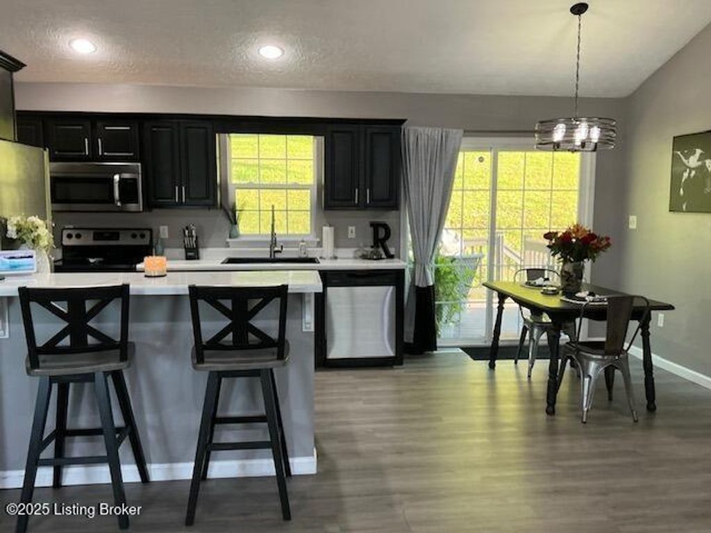 Photo of 1190 Gillock Avenue, Carrollton, KY 41008 (MLS # 1700051)