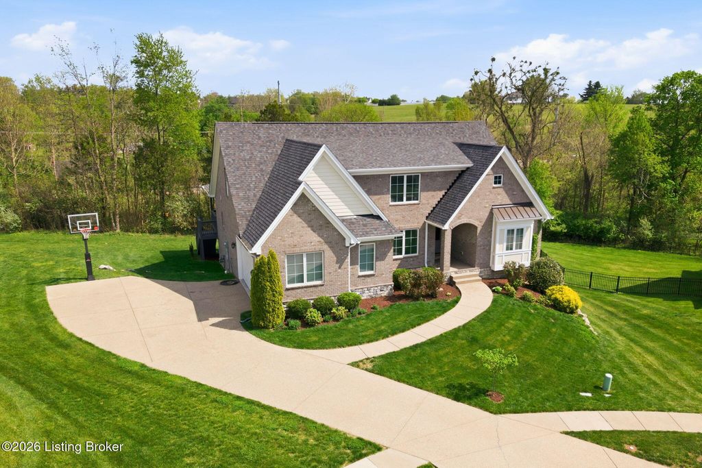 Photo of 1652 Harmony Pointe Cir, Prospect, KY 40059 (MLS # 1715676)