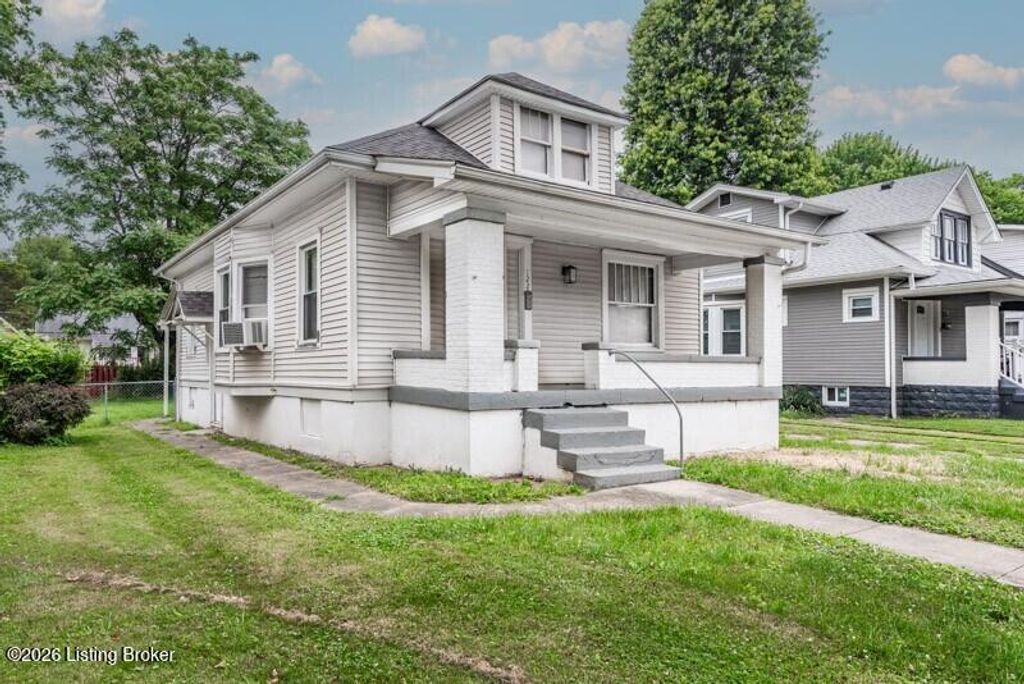 Photo of 122 S 42nd St, Louisville, KY 40212 (MLS # 1720243)