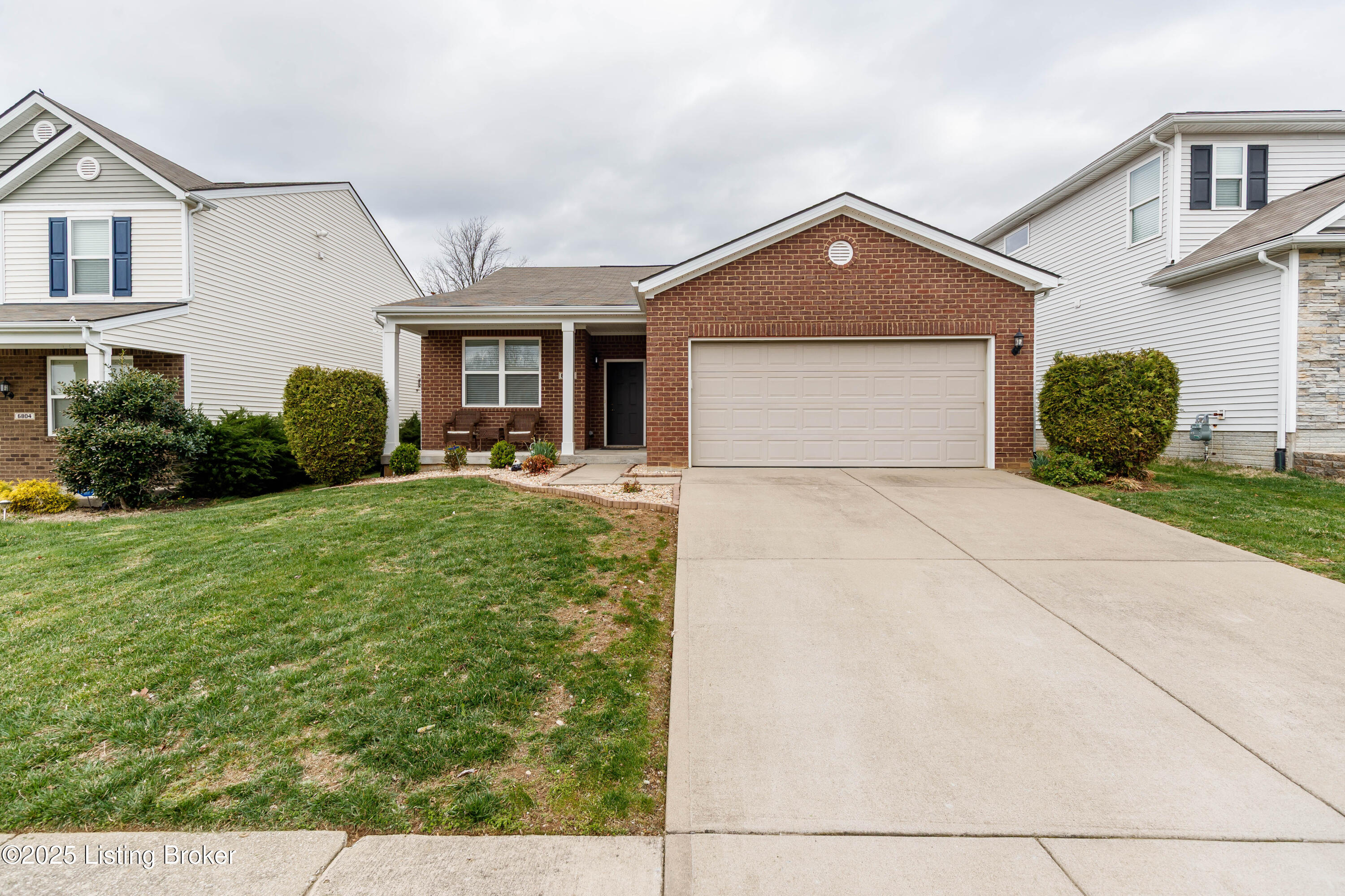 6802 Beckingham Blvd, Louisville, Pennsylvania image 1