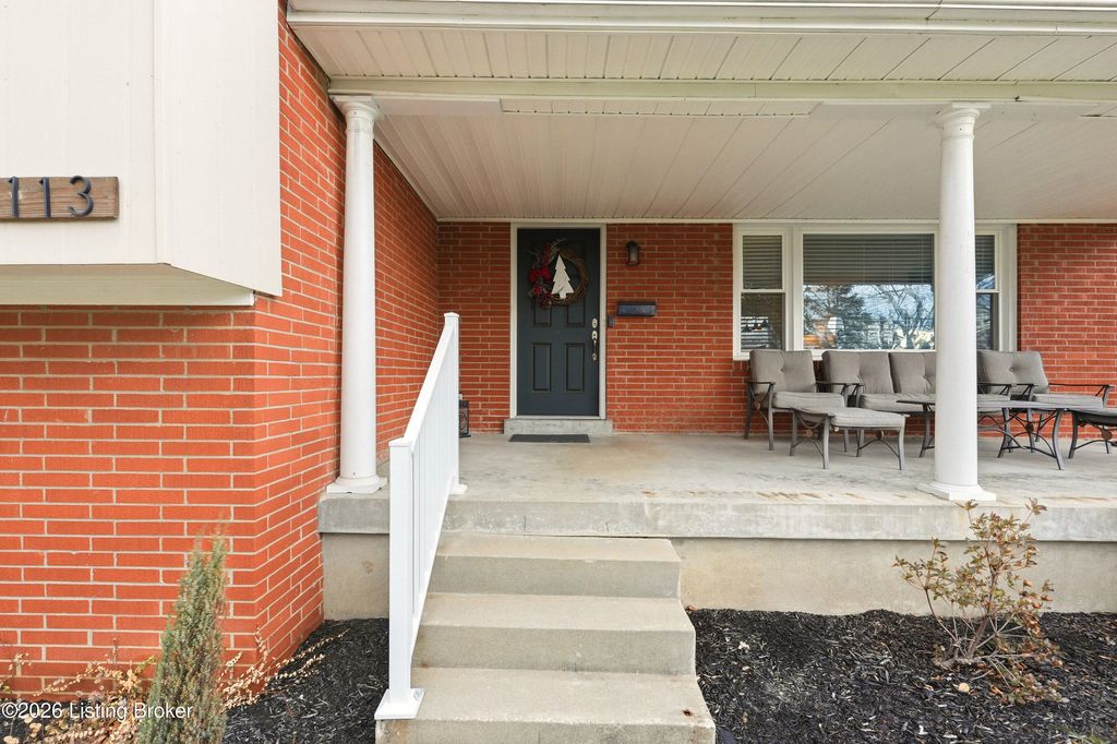 Photo of 3113 Pamela Way, Louisville, KY 40220 (MLS # 1707256)