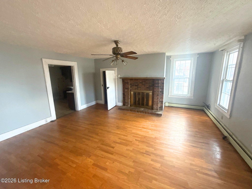 Photo of 103 Springfield Rd, Bloomfield, KY 40008 (MLS # 1718809)