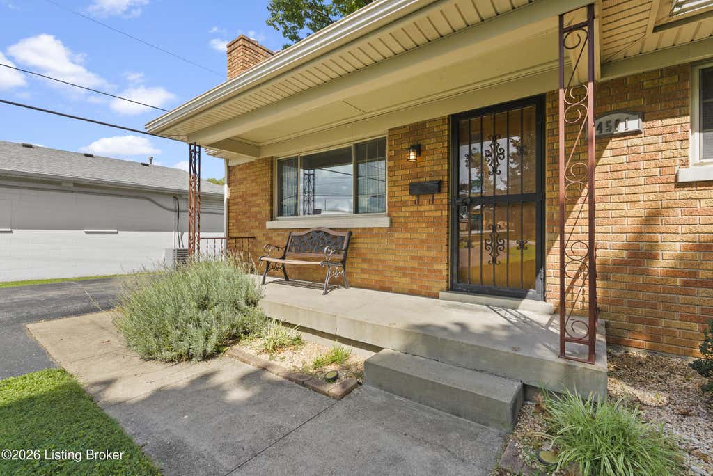 Photo of 4501 Saint Rita Dr, Louisville, KY 40219 (MLS # 1727546)