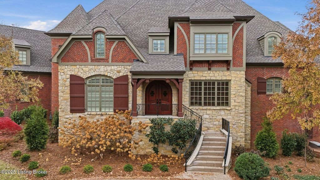 Photo of 5402 Farm Ridge Ln, Prospect, KY 40059 (MLS # 1714026)