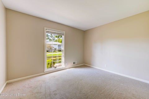 Tiny photo for 225 Moser Rd, Louisville, KY 40223 (MLS # 1728994)