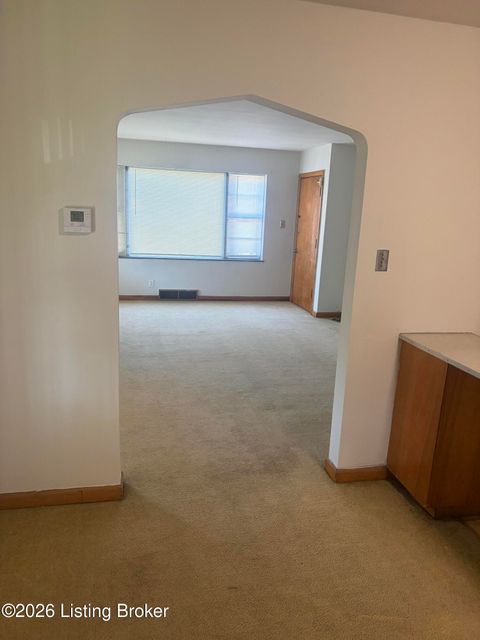 Apartment For Rent - 218 W Florence Ave #2<br/> Jefferson County, Louisville, KY 40214