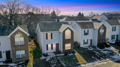 Photo of 12408 Kiawah Ct, Louisville, KY 40245 (MLS # 1711457)