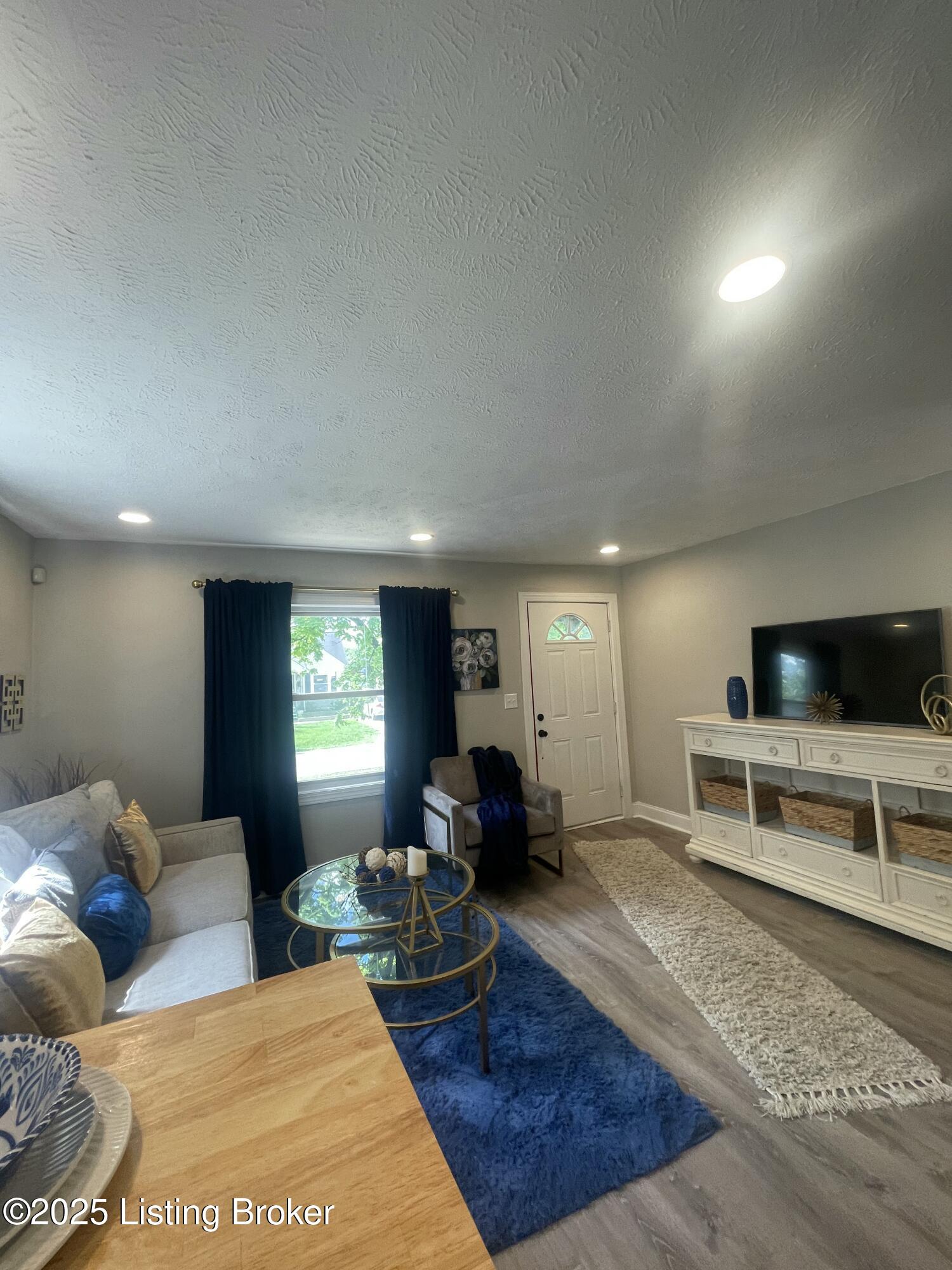 2313 Ratcliffe Ave, Louisville, Pennsylvania image 7
