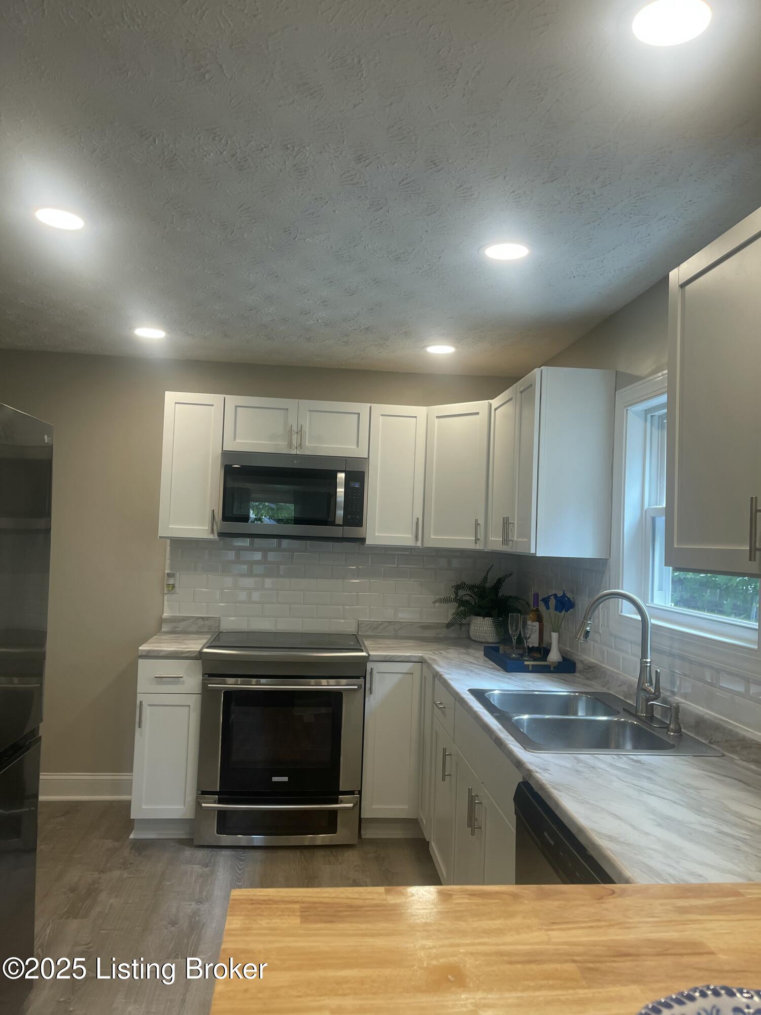 2313 Ratcliffe Ave, Louisville, Pennsylvania image 14