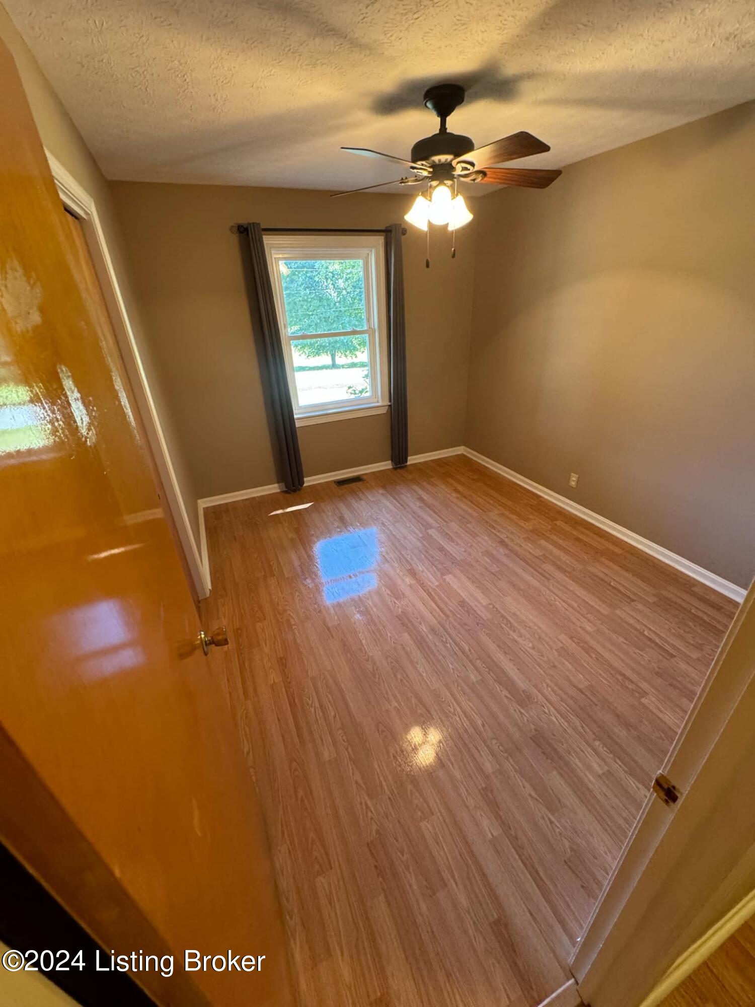 2490 Holy Cross Rd, New Haven, Kentucky image 11