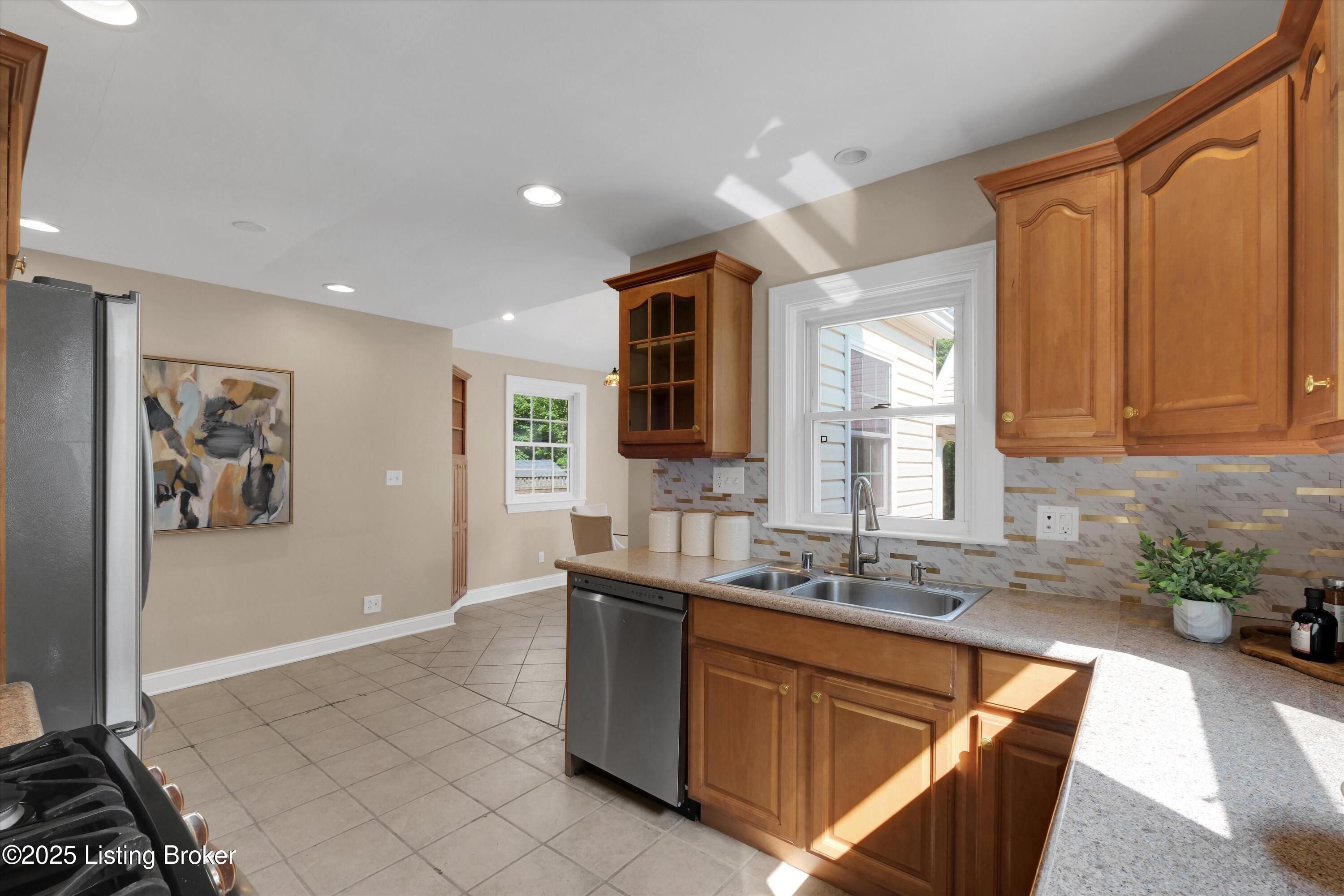 3911 Alton Rd, Louisville, Kentucky image 16