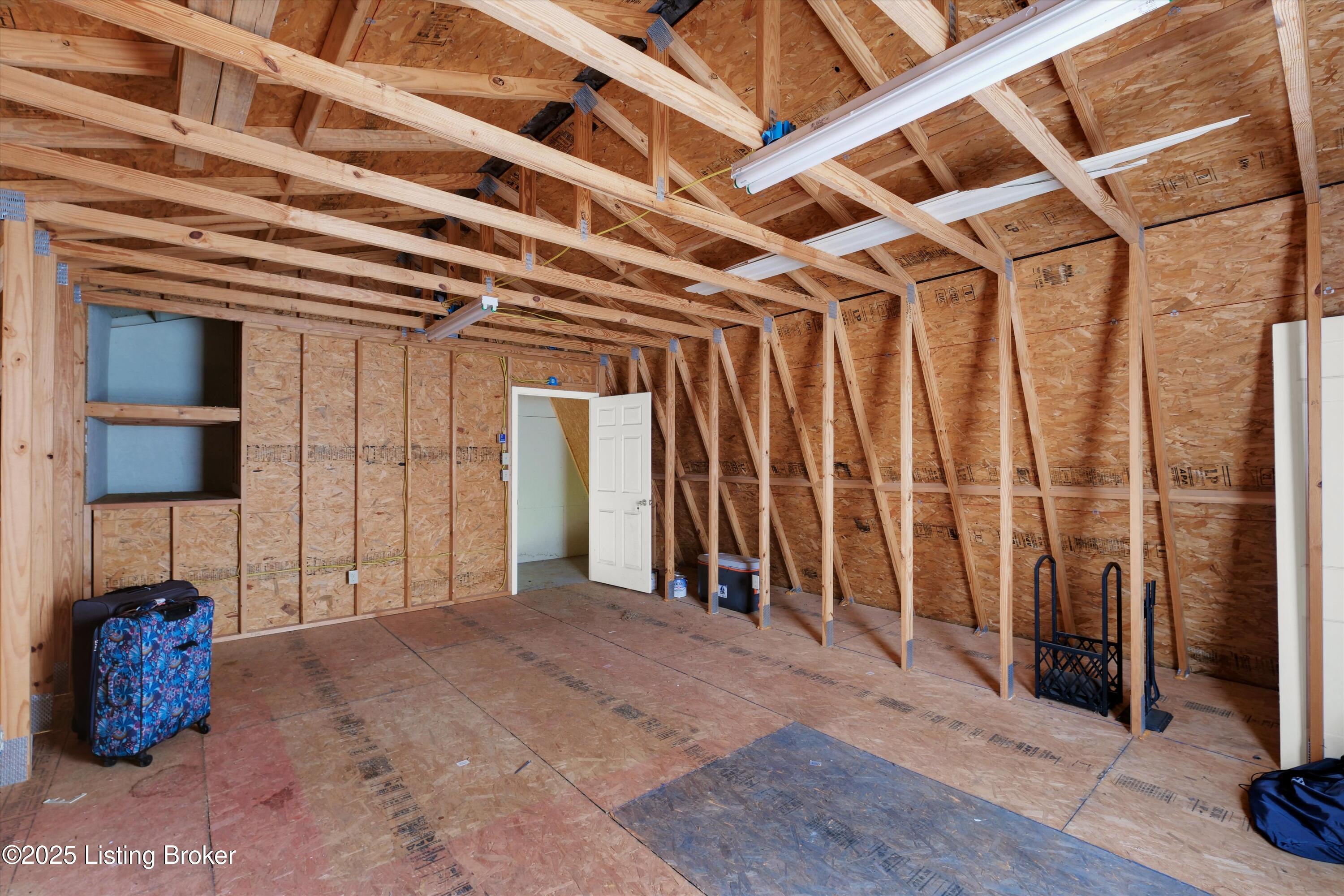 3911 Alton Rd, Louisville, Kentucky image 43