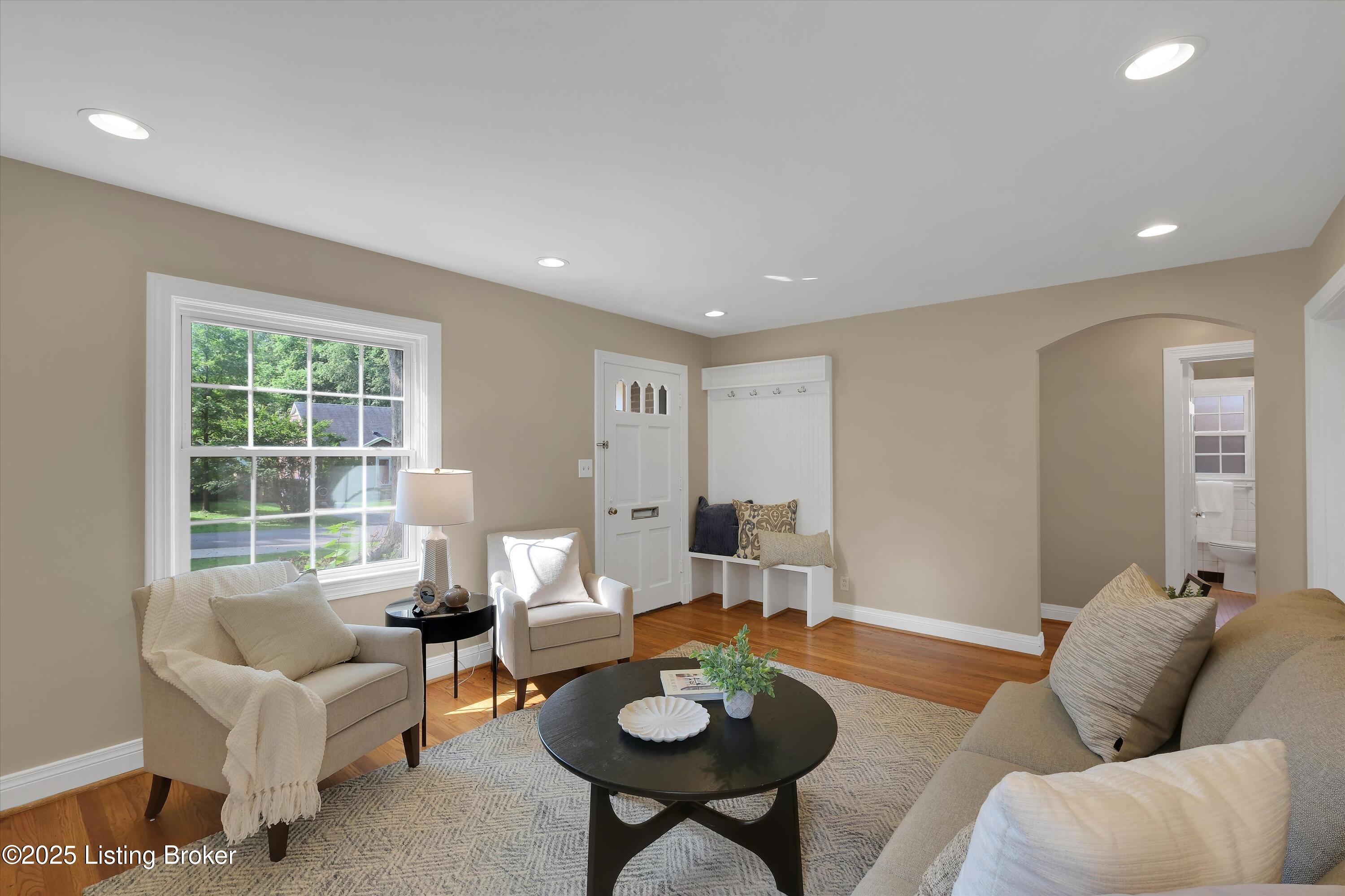 3911 Alton Rd, Louisville, Kentucky image 8