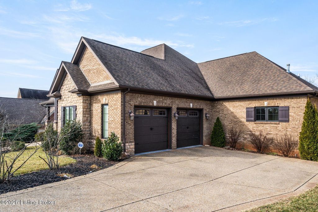Photo of 1404 Mulligan Dr, Fisherville, KY 40023 (MLS # 1707786)