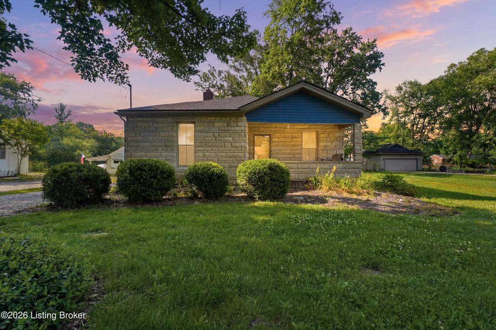 Photo of 12012 Brinley Ave, Louisville, KY 40243 (MLS # 1720978)