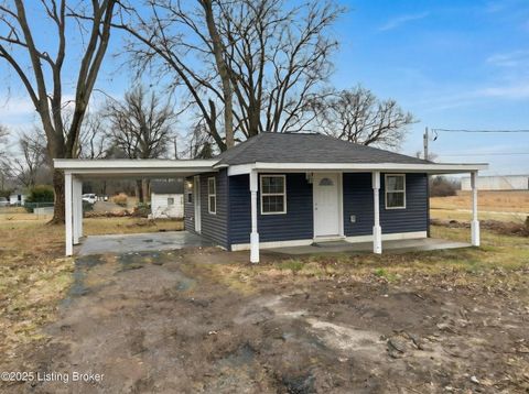 Photo of 3706 Kramers Ln, Louisville, KY 40216 (MLS # 1705671)