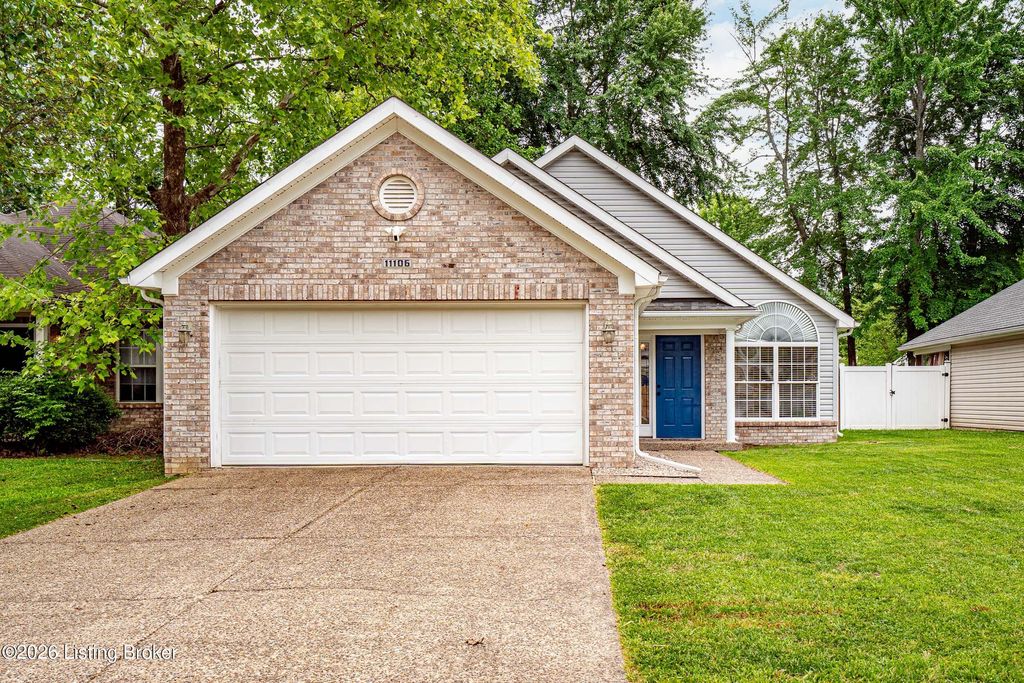 Photo of 11106 Meadow Chase Ct, Louisville, KY 40229 (MLS # 1717158)