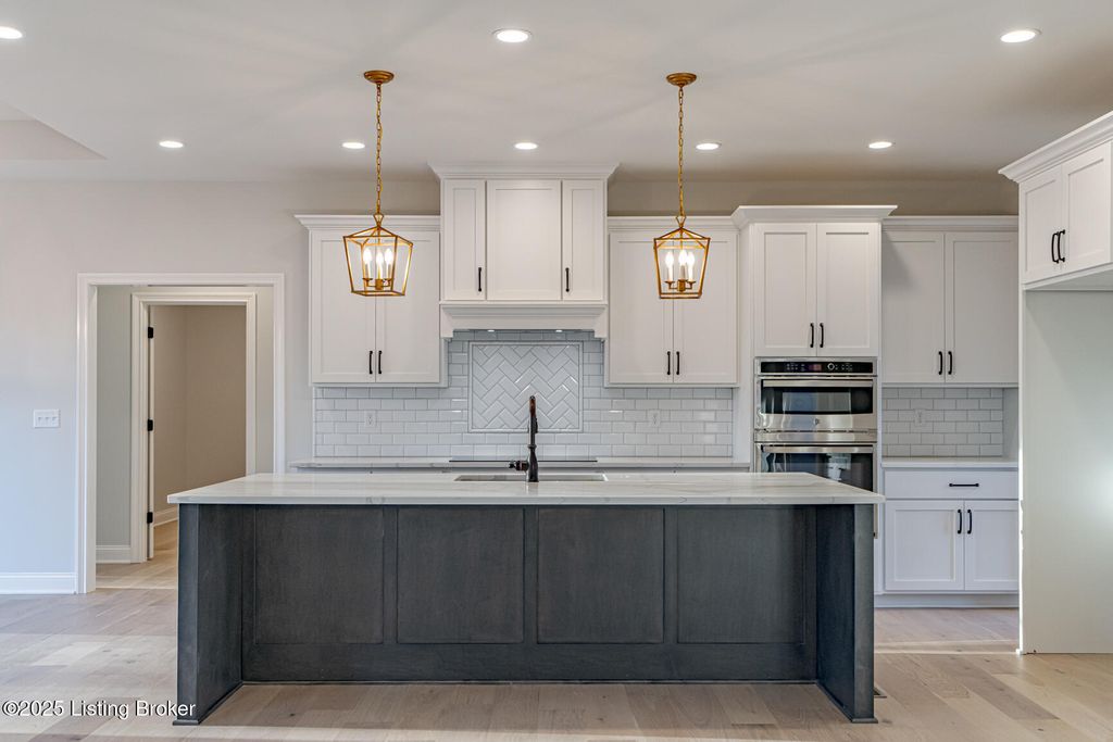 Photo of 524 Dalton Dr, Fisherville, KY 40023 (MLS # 1701729)