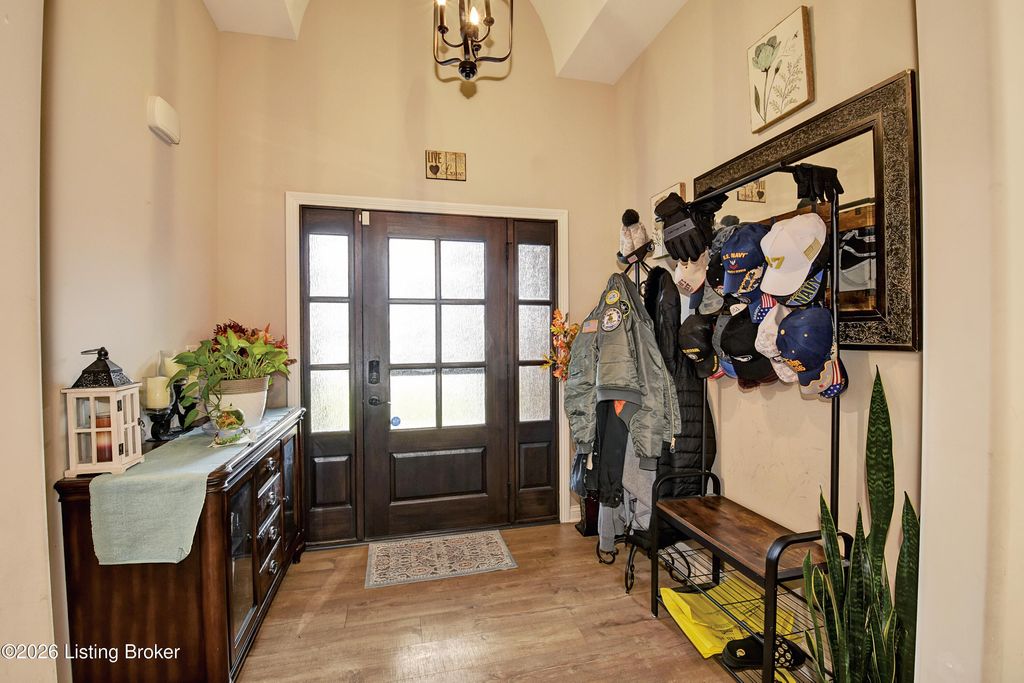 Photo of 10804 Gordon Farm Trace, Louisville, KY 40291 (MLS # 1717051)