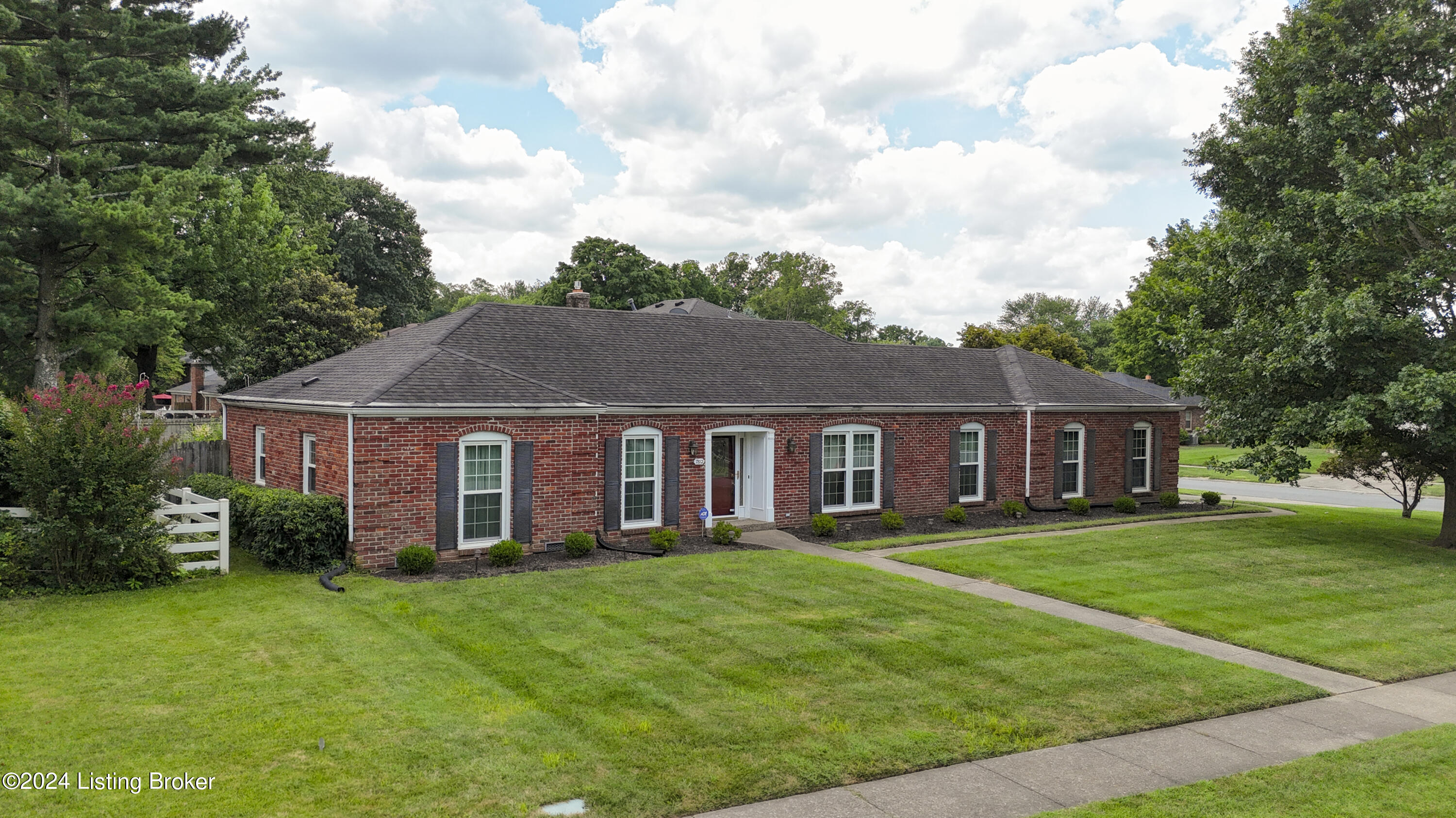 7812 Barbour Manor Dr-101