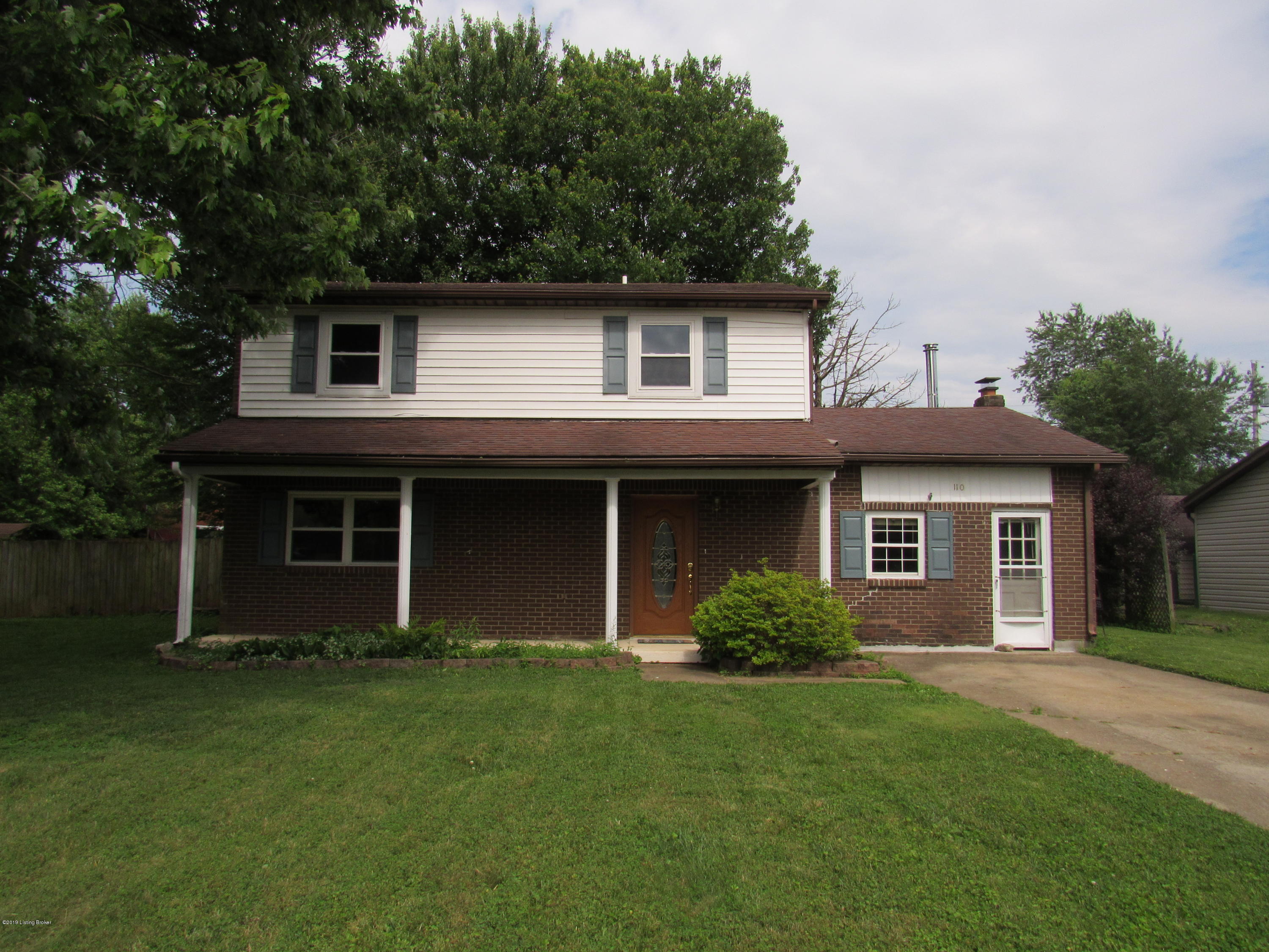 Photo 1 of 33 — 110 Lavon Ave, Vine Grove, KY 40175