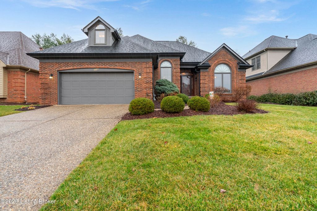 Photo of 607 Willowhurst Pl, Louisville, KY 40223 (MLS # 1711294)