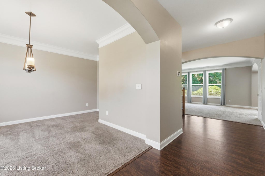 Photo of 12506 Deer Lake Ln, Louisville, KY 40299 (MLS # 1724152)