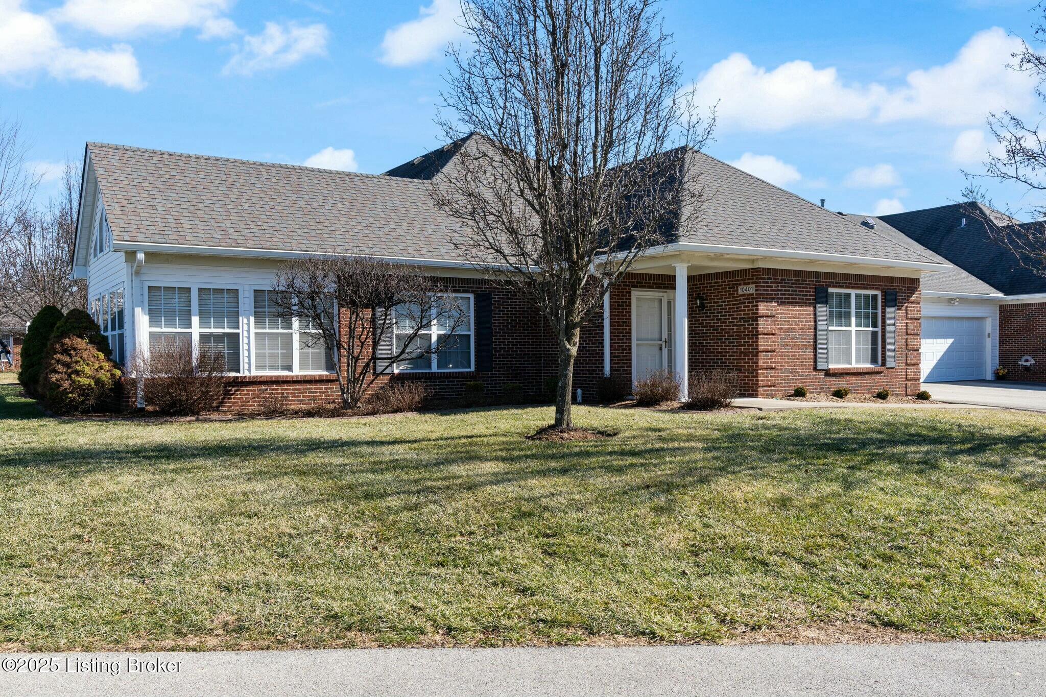 10401 Pine Glen Cir, Louisville, Kentucky image 3
