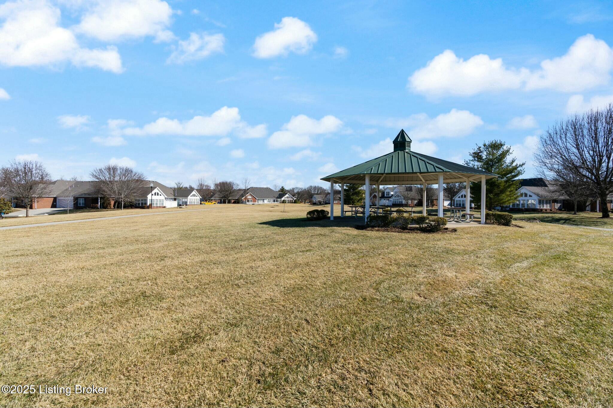 10401 Pine Glen Cir, Louisville, Kentucky image 46