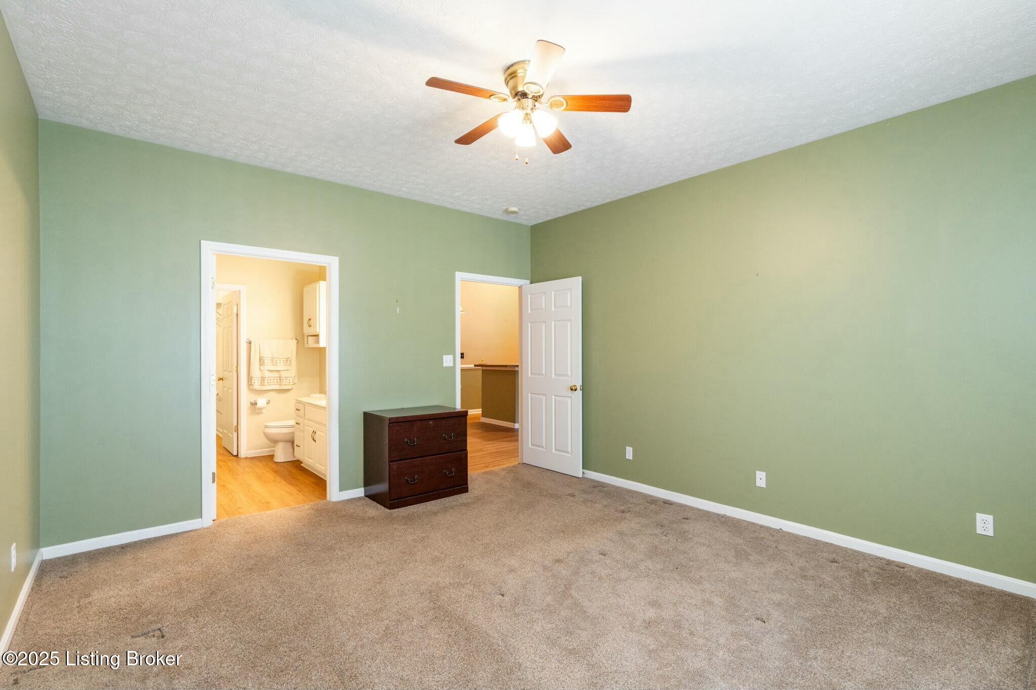 10401 Pine Glen Cir, Louisville, Kentucky image 33