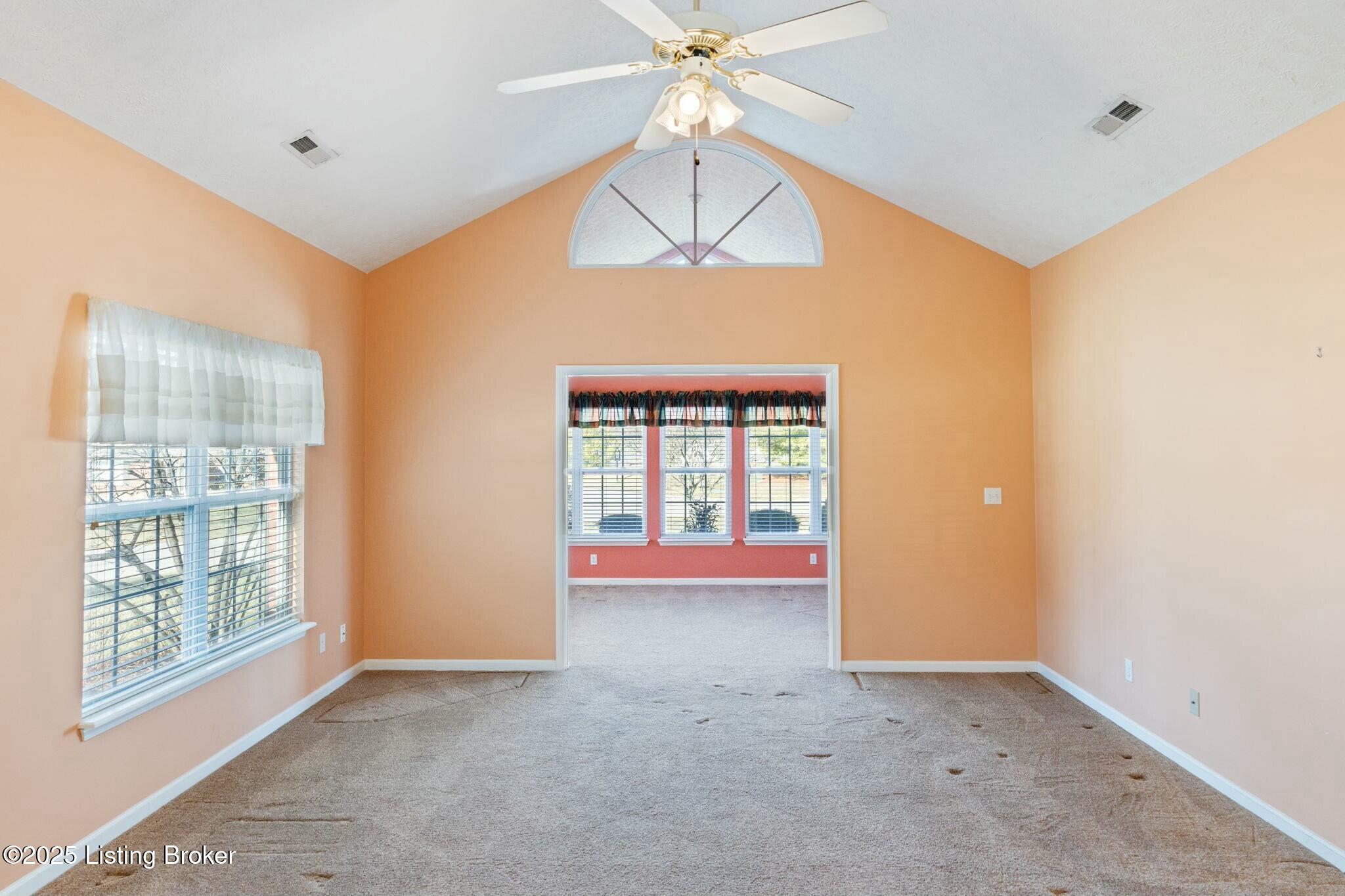 10401 Pine Glen Cir, Louisville, Kentucky image 16
