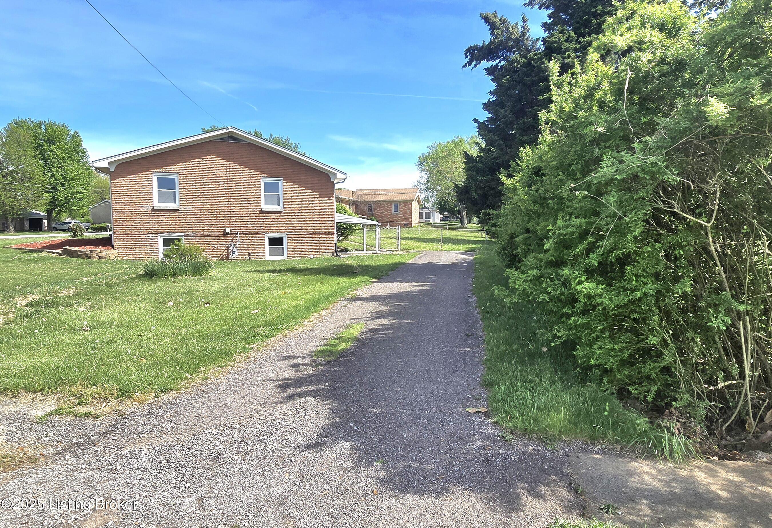 349 S Atcher St, Radcliff, Kentucky image 4