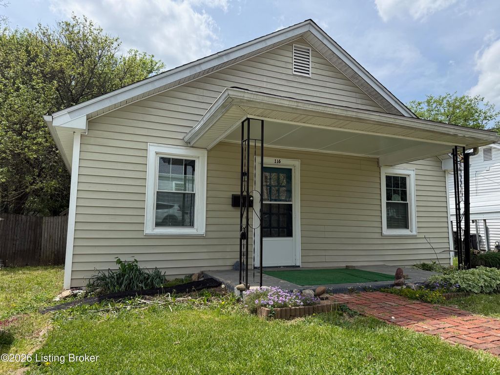 Photo of 116 Elizabeth St, Frankfort, KY 40601 (MLS # 1714648)